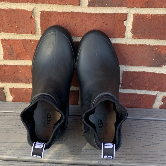 UGG Chevonne Chelsea Waterproof Rain Boot - Picture 10 of 12